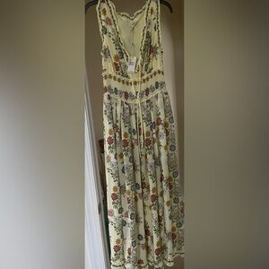 Max Studio London Dress   Size: Large  color: Floral